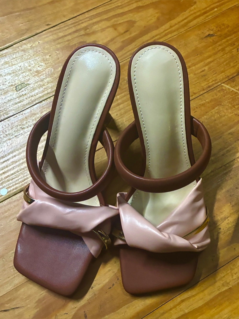 Knot-Front Block Heel Sandals in Mauve and Brown